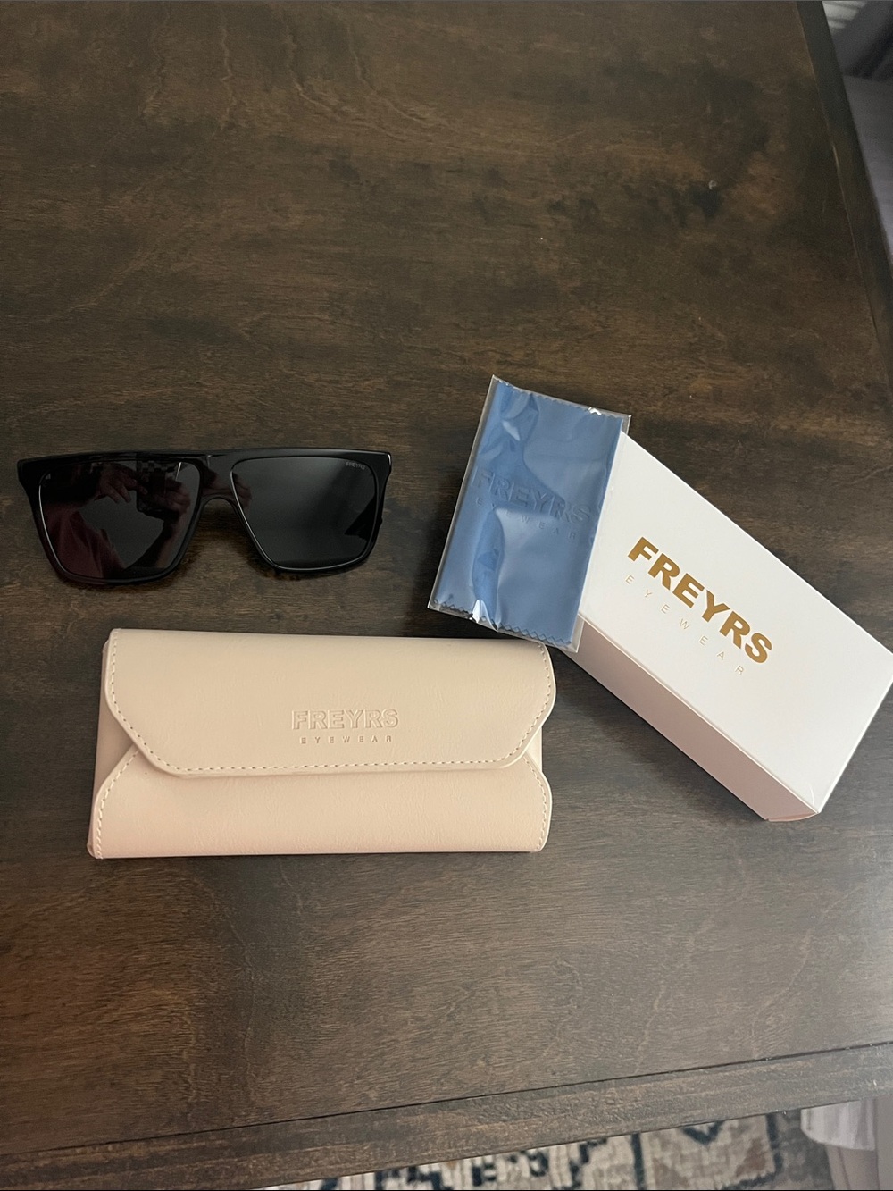 NEW FREYRS sunglasses (unisex)
